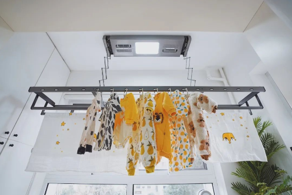 梅雨天氣，晾衣架怎么選？電動(dòng)晾衣架選購(gòu)攻略，建議收藏！